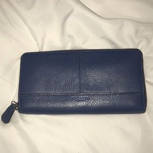 Coach accordion zip wallet!